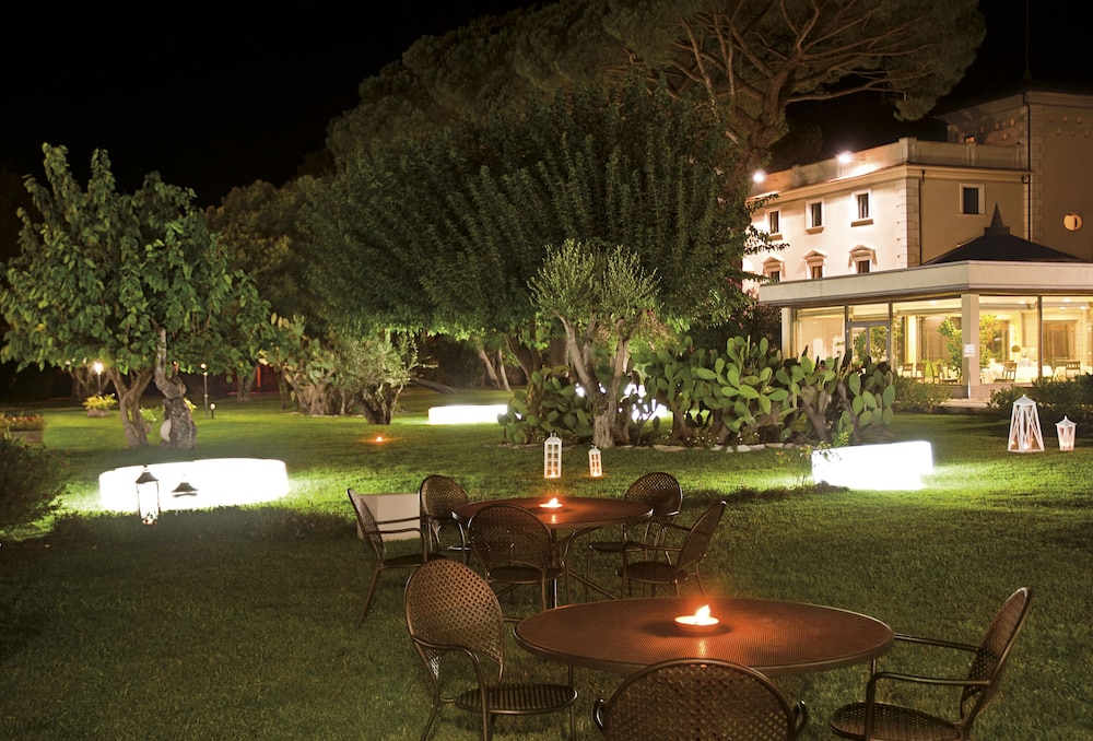 Grand Hotel Paestum 43/50