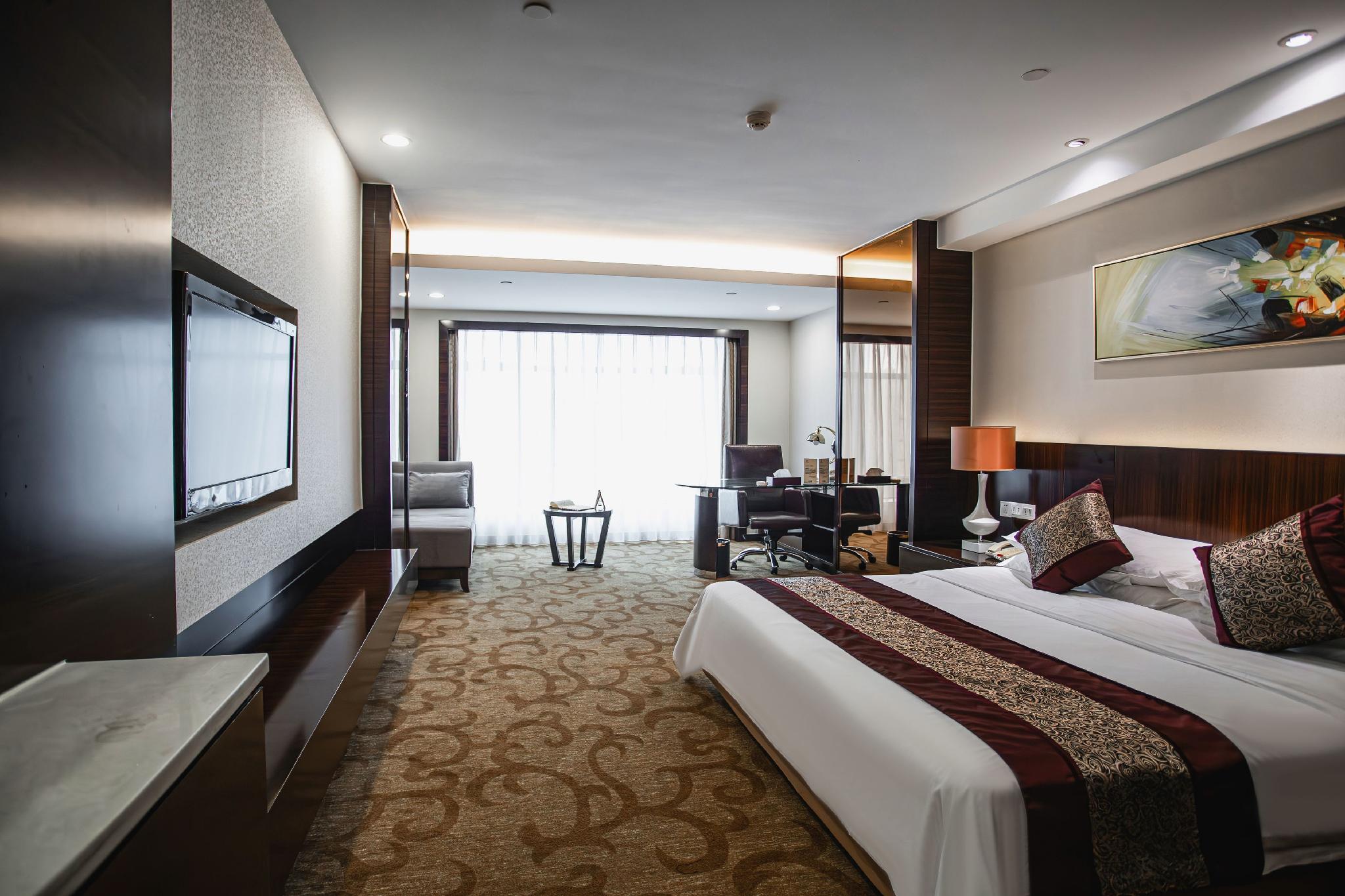 Cenbest Jinling Grand Hotel 14/60