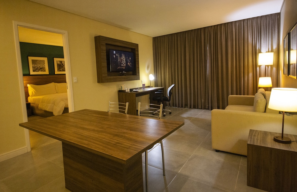 Diff Hotel 45/68
