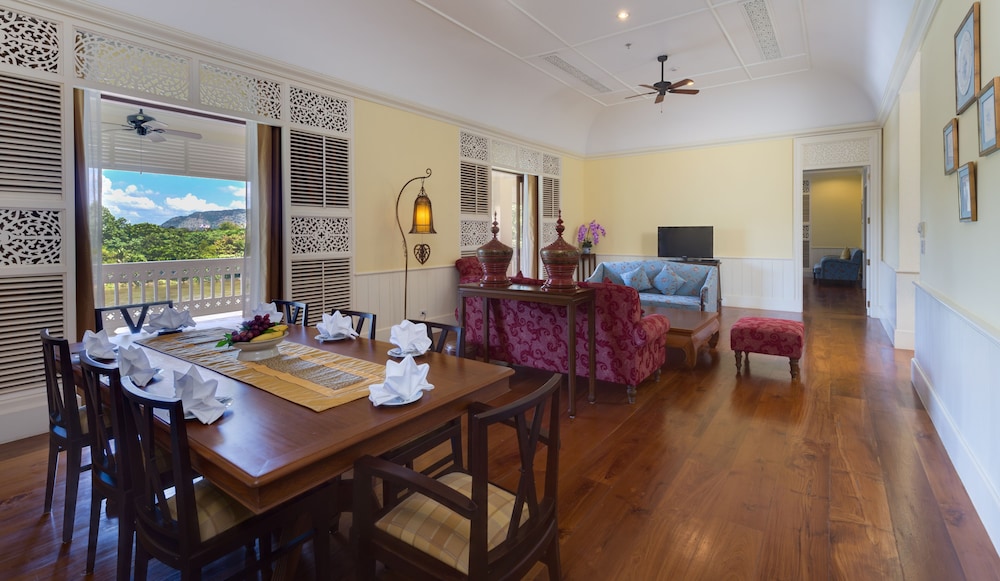 Dheva Mantra Resort 50/72