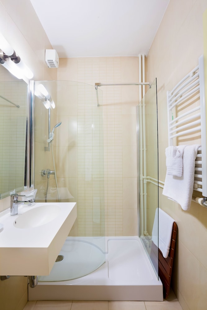 Ibis Styles Dunarea Galati 50/50