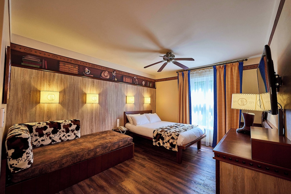Disney S Hotel Cheyenne 14/46