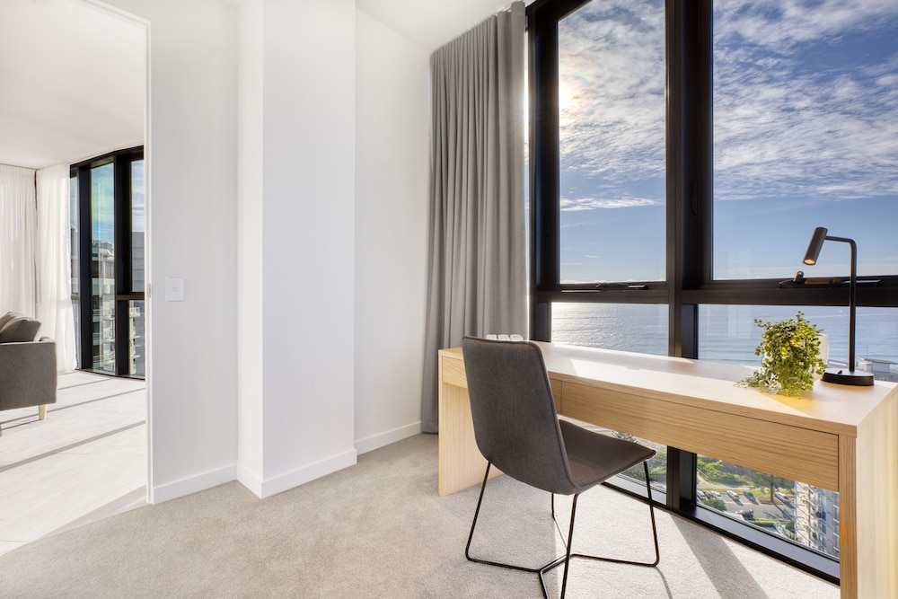Vue Broadbeach 49/49