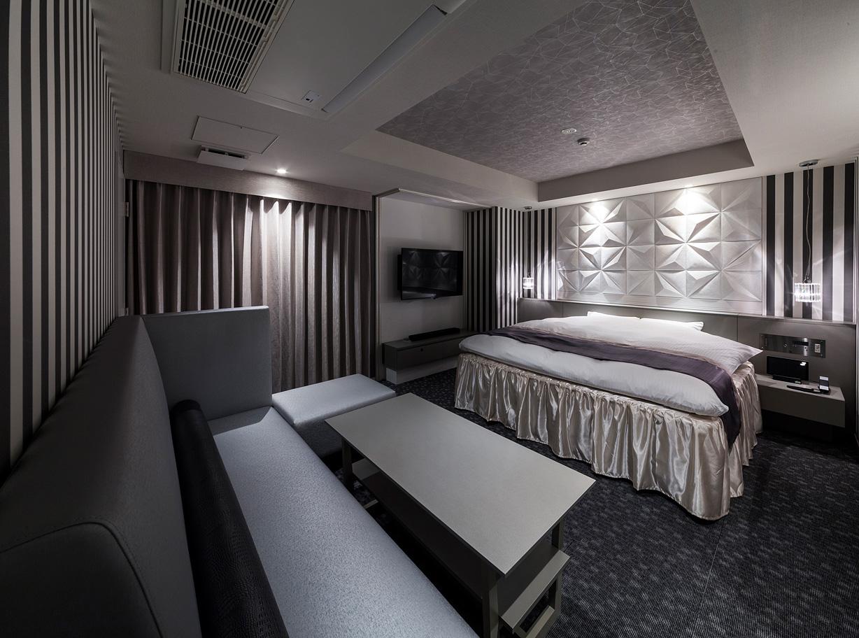 French, Double Bed