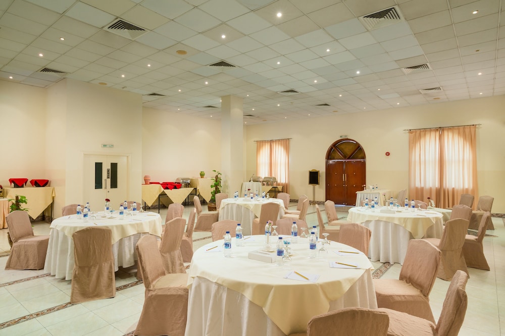 AL FALAJ HOTEL 49/60