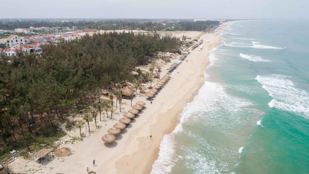 Sol An Bang Beach Resort & Spa 66/71