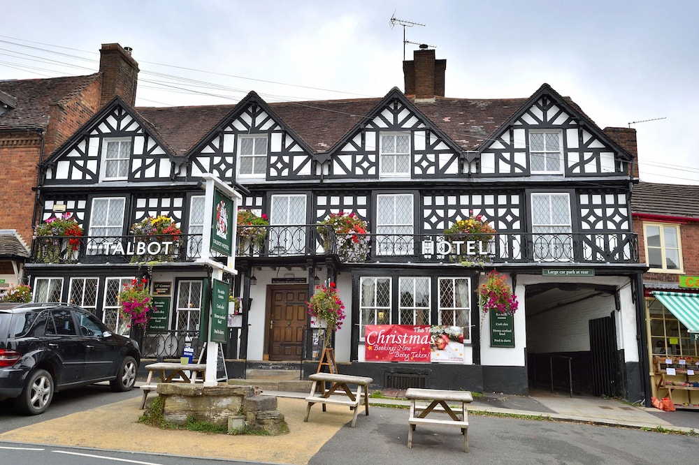 Talbot Hotel 26/29