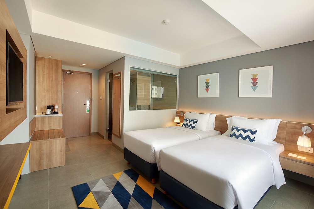 Swiss-Belinn Simatupang 21/57