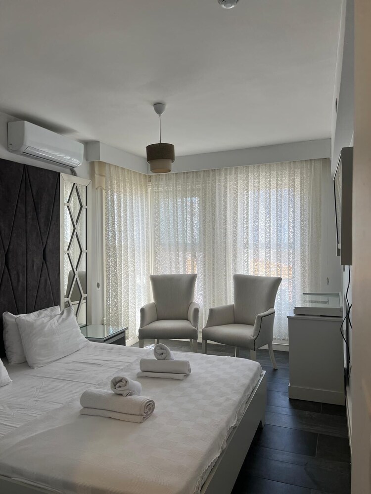 Buyukada Port Hotel 15/50