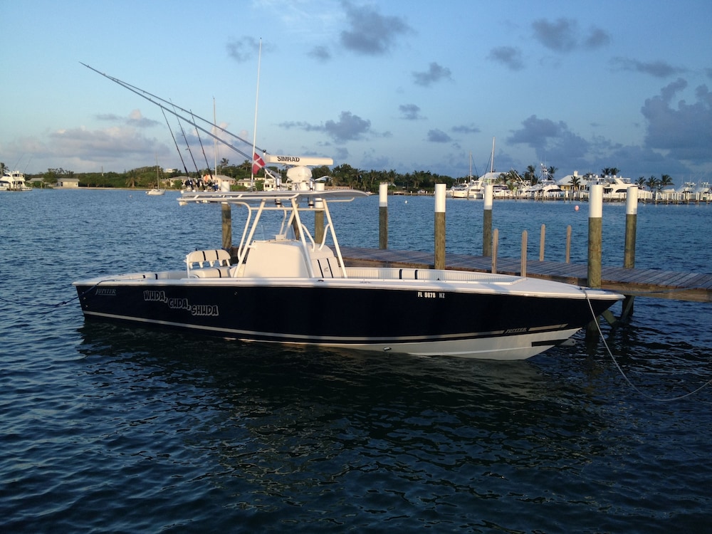 Skipjack Resort Marina 67/70