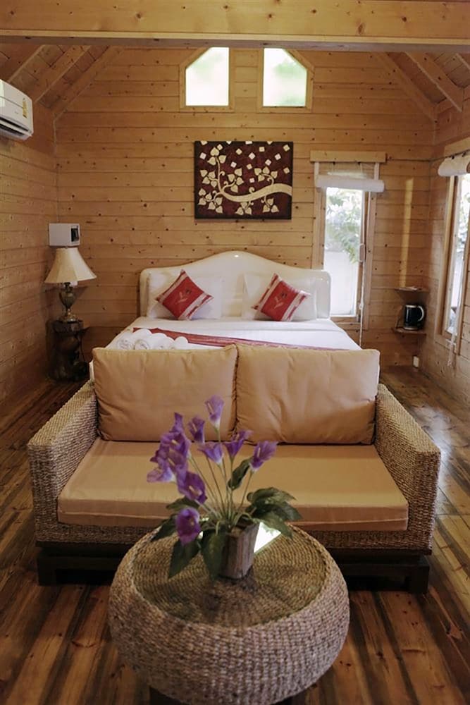 Loghome Boutique 46/71