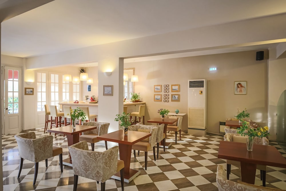 Opera Blue Hotel Gouvia - Across Hotels & Resorts 45/65