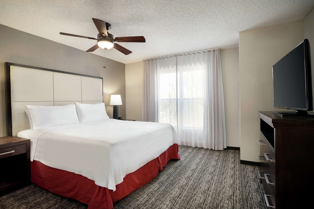 Homewood Suites by Hilton Phoenix Chandler 11/39