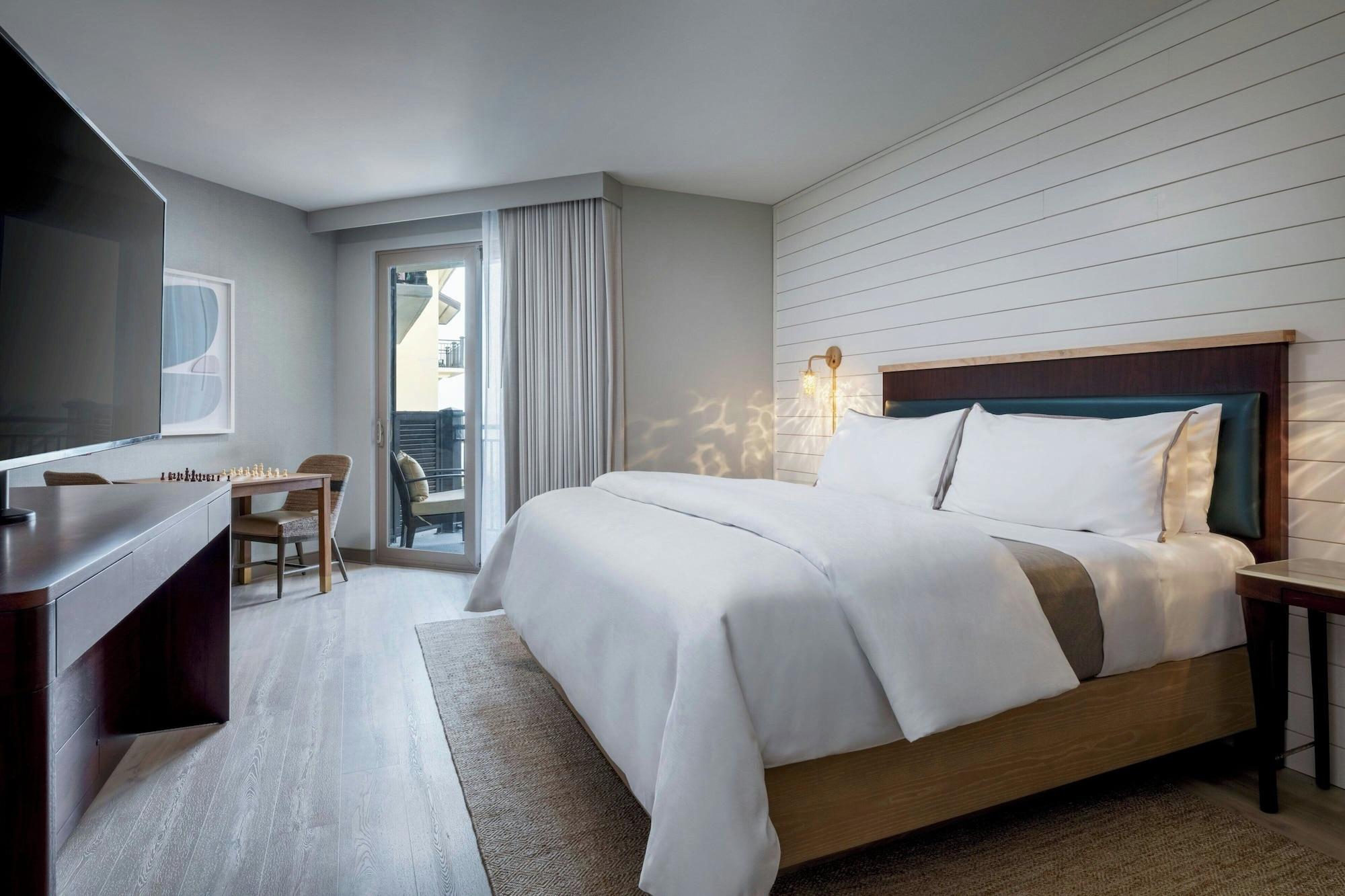 1 Bedroom, Suite, Ocean Front, Balcony