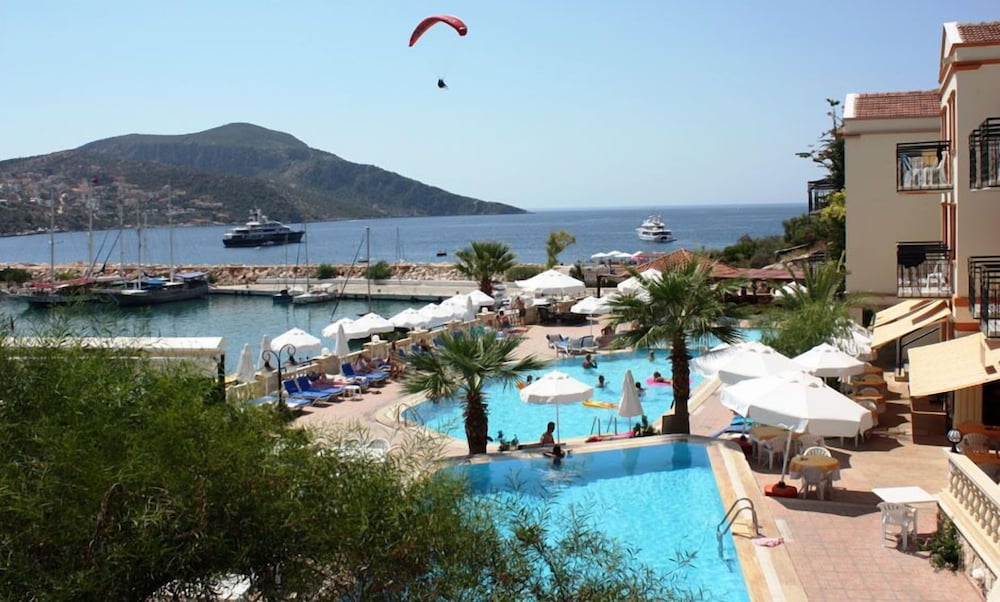 Pirat Hotel 26/35