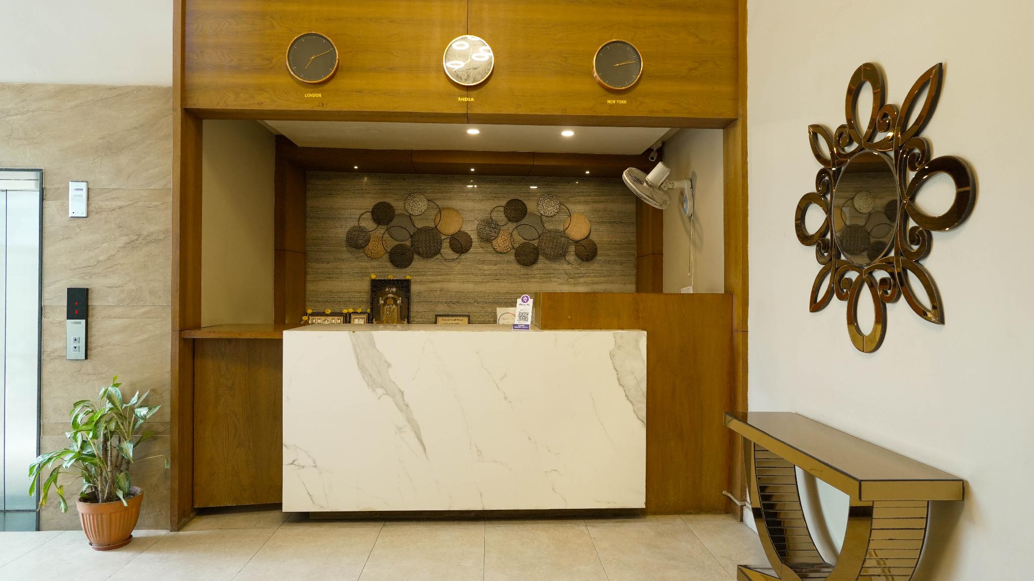 Samasth Palatial by Yuvraj group of Hotels 9/30