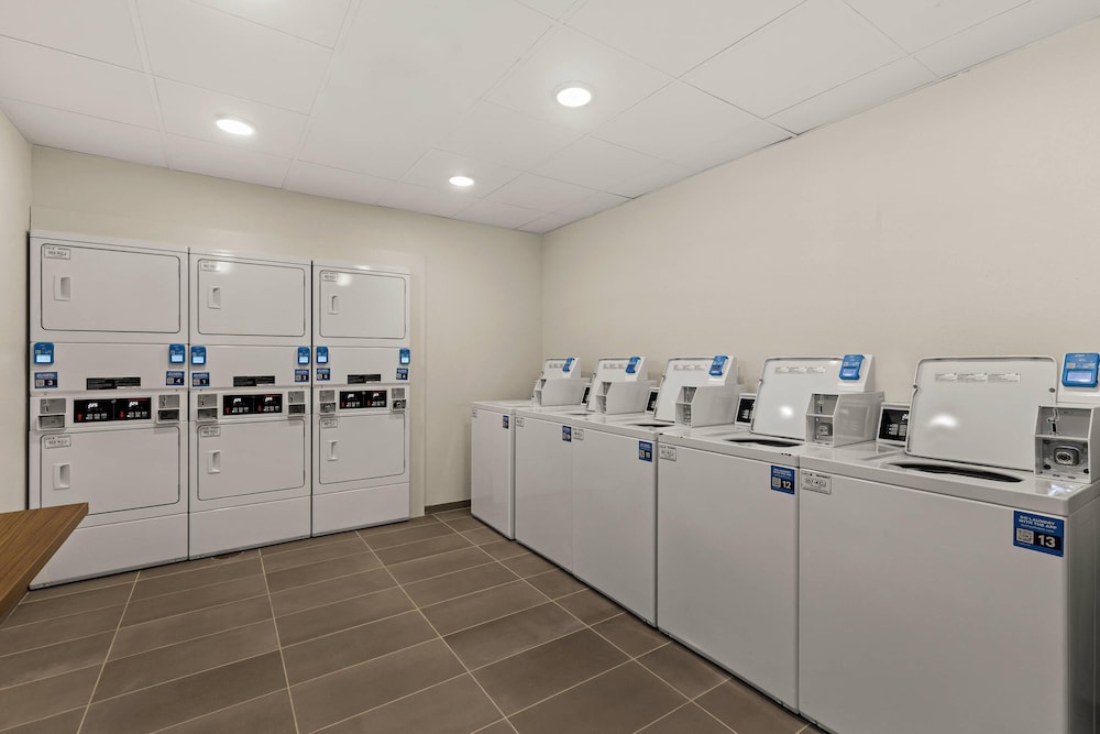 Everhome Suites Panama City Beach - 30A 46/60