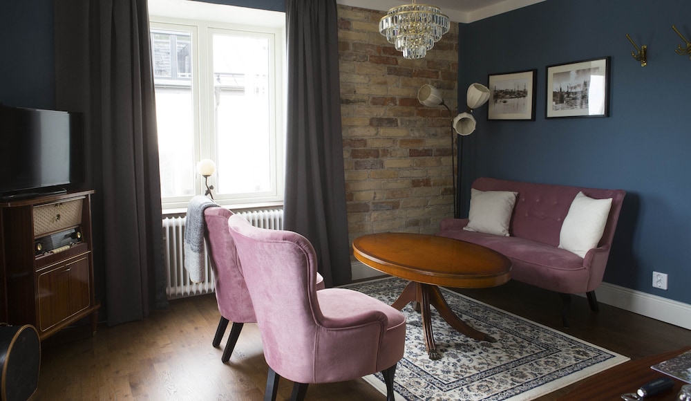 Hotell Bla Blom 26/50