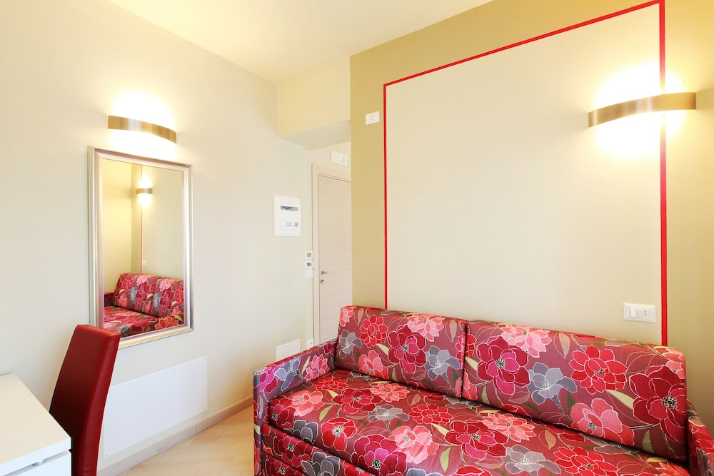 Hotel Souvenir 27/50