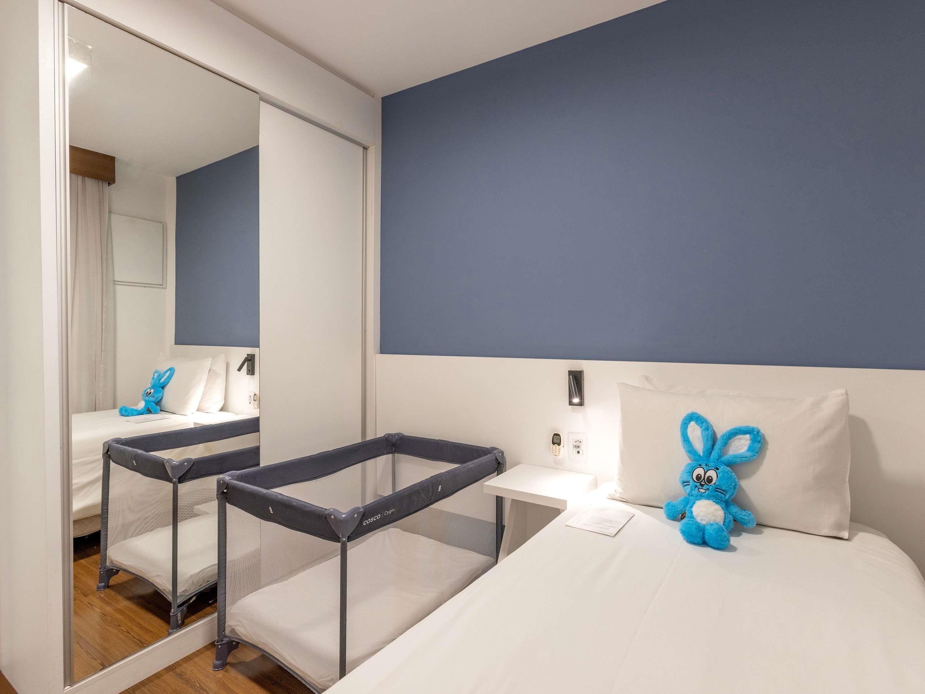 2 BEDROOMS, FAMILY, APARTMENT, KITCHEN