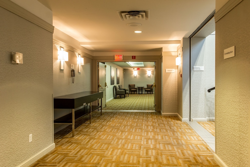 Courtyard by Marriott Kitchener 8/52