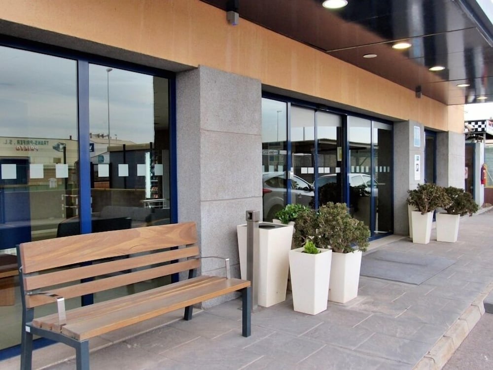 Holiday Inn Express Onda 30/49