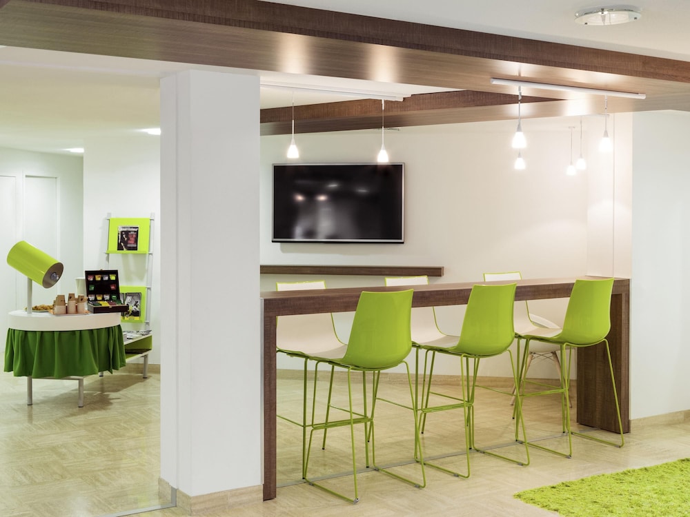 Hotel Ibis Styles Niort Poitou Charentes 23/28