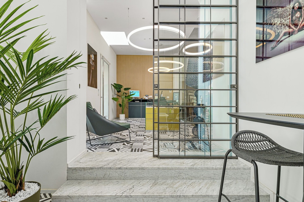 Kkult Boutique Hotel 41/57