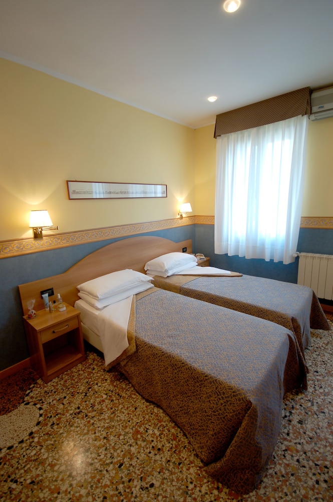 Antica Villa Graziella 19/48