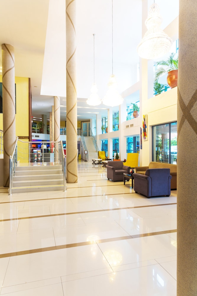Best Western Premier Accra Airport Hotel 32/36