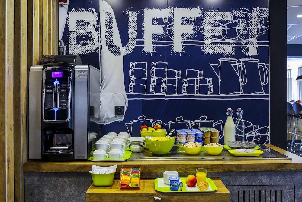 Ibis Budget Hyeres Centre Ville 51/70
