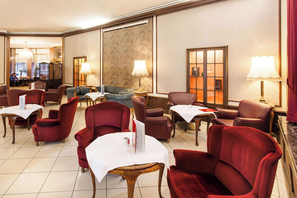 Centro National Frankfurt, Trademark Collection by Wyndham 24/34