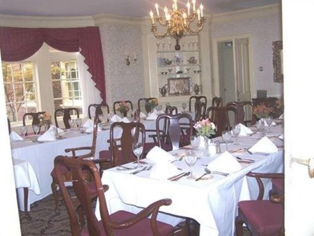 Montague Inn 54/73