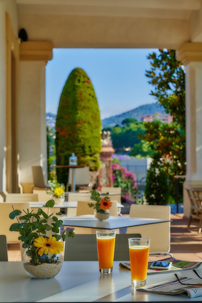 Hotel Arrey Alella 38/50