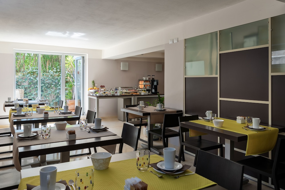 Vialeromadodici Rooms & Apartments 38/58