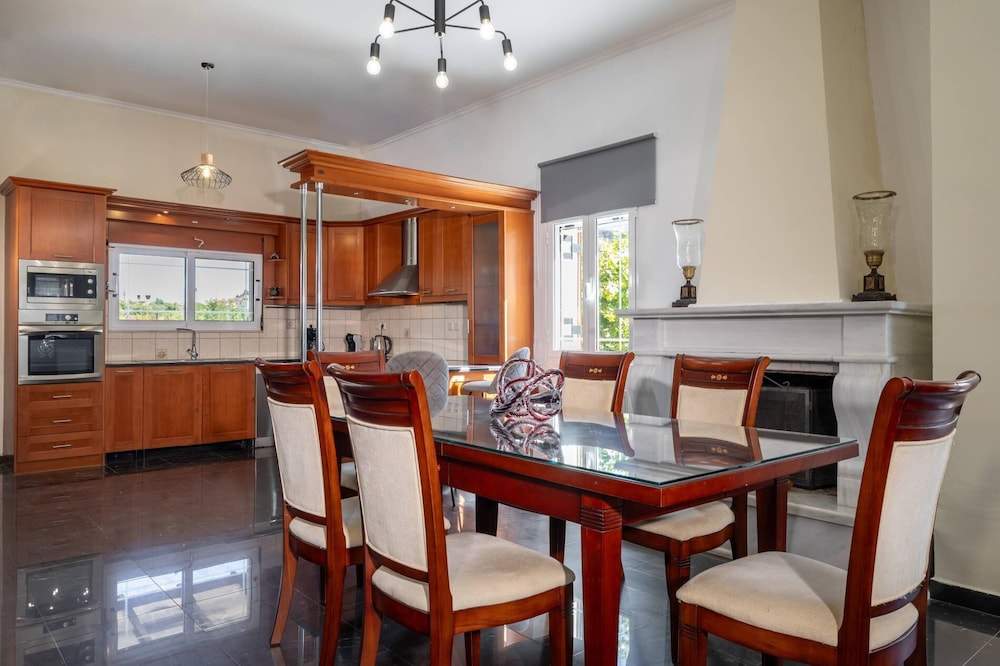Leone Luxury Villas 44/50