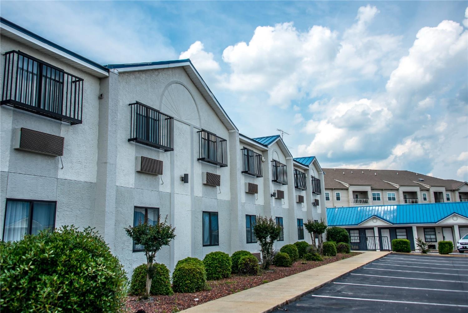 Days Inn By Wyndham Troy 4/26