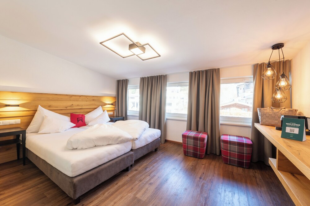 Hotel Grischuna 10/50