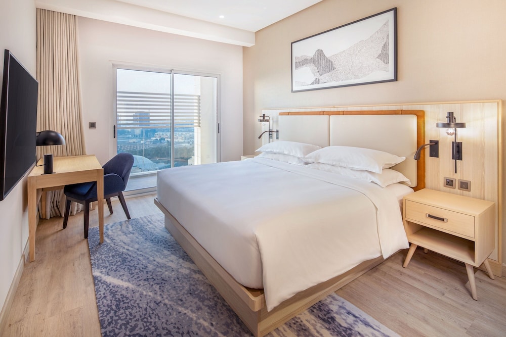 فور بوينتس شيراتون كورنيش جدة(Four Points by Sheraton Jeddah Corniche) 13/50