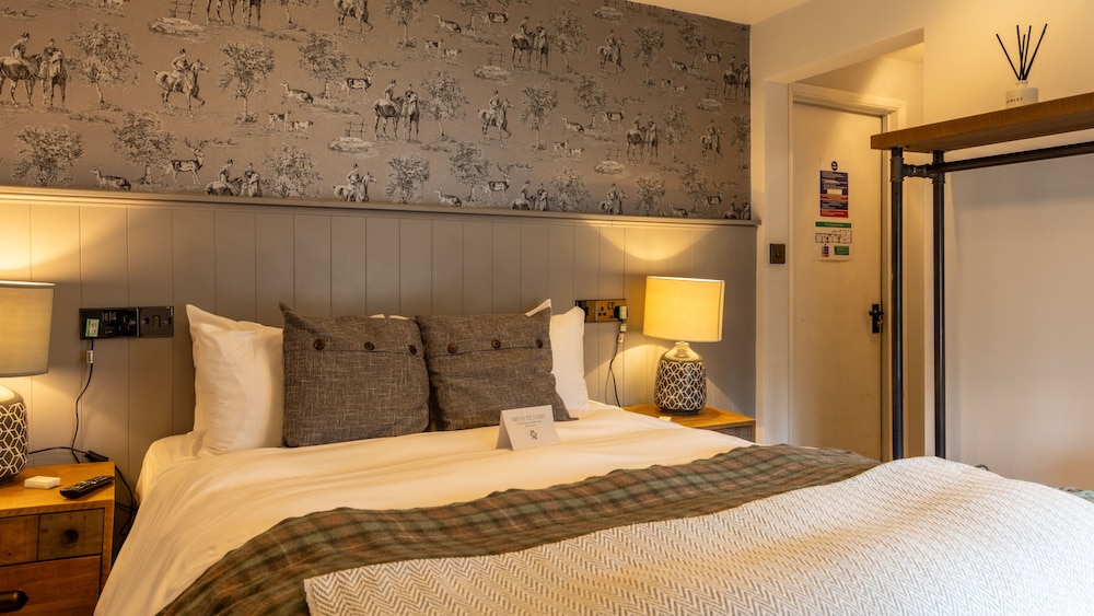 The Exeter Inn 12/51