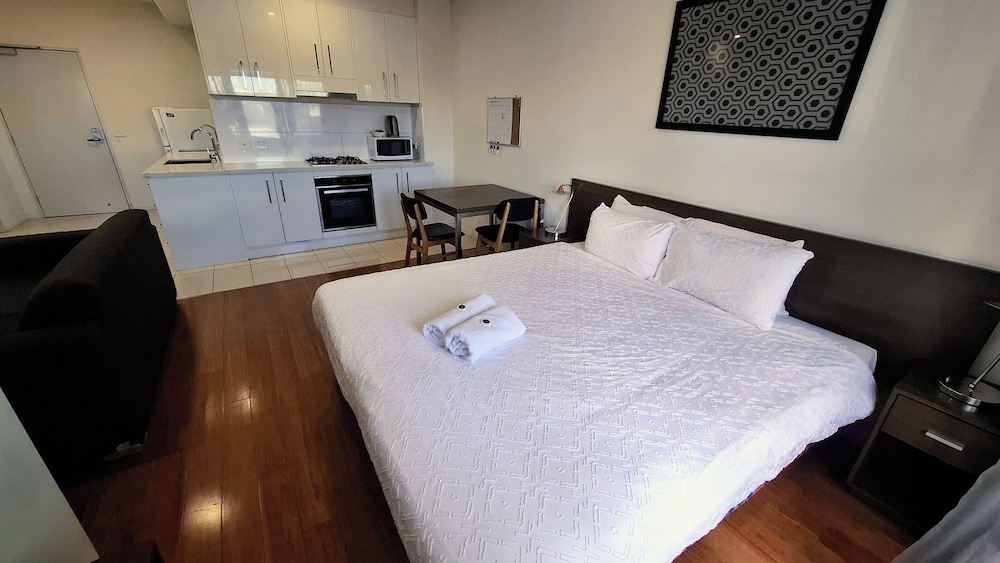 Exodus Dandenong Apartment Hotel 15/50