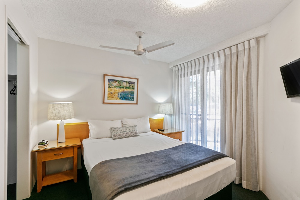 Caribbean Resort 33/70