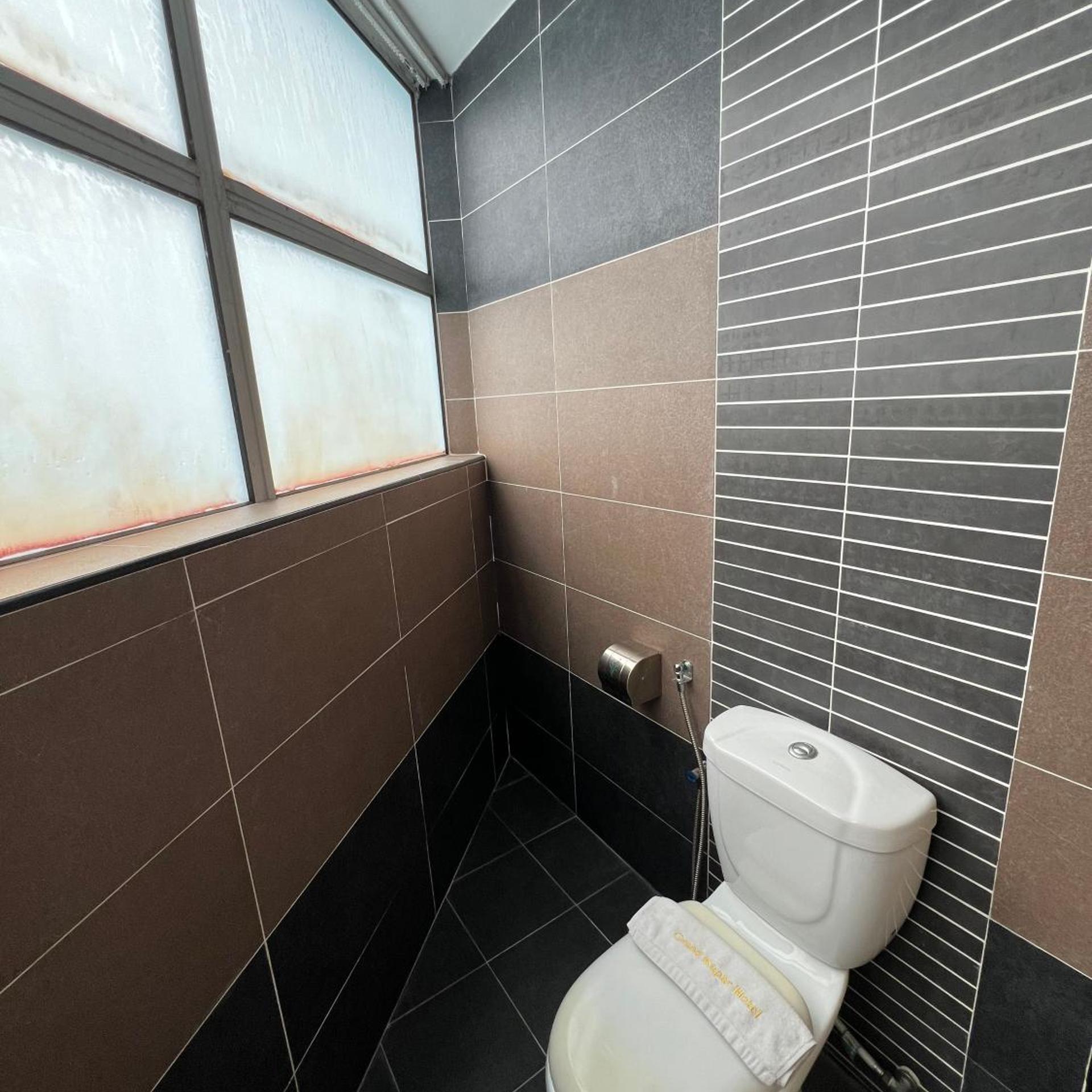 Hotel Zamburger Taman Kapar 25/26