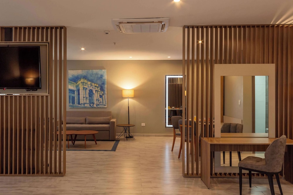 Tryp by Wyndham Asuncion 36/52