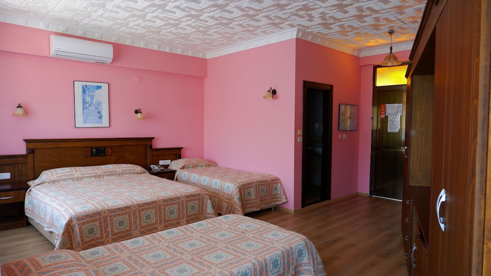 Golmar Beach Hotel 29/73