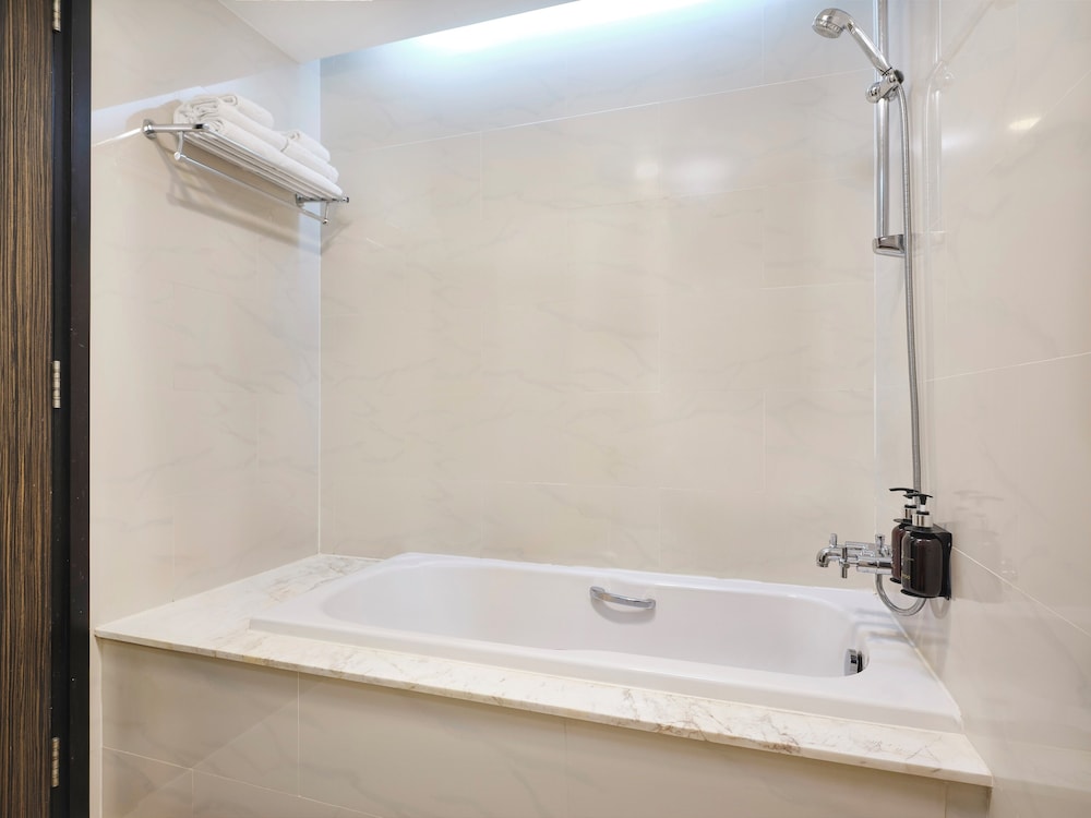 Bong Sen Hotel Saigon 46/50