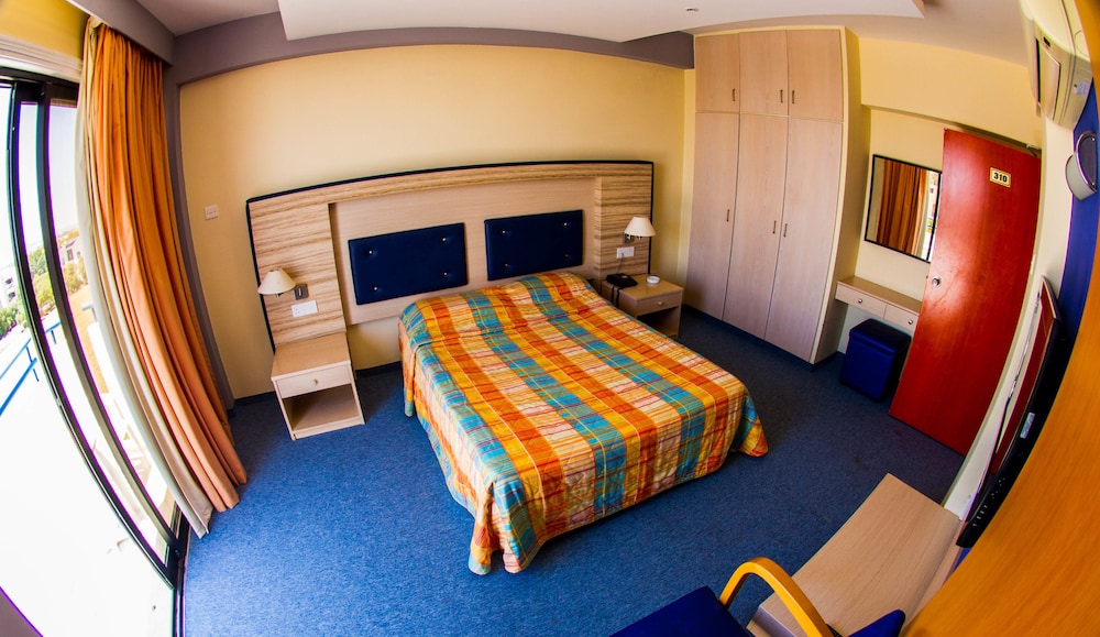 Mariandy Hotel 37/64