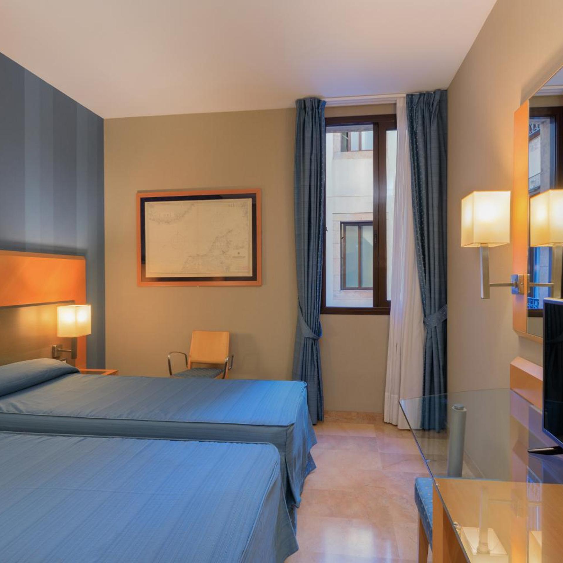 غرفة بسرير مزدوج أو سريرين منفصلين، Del Mar Hotel 2/10