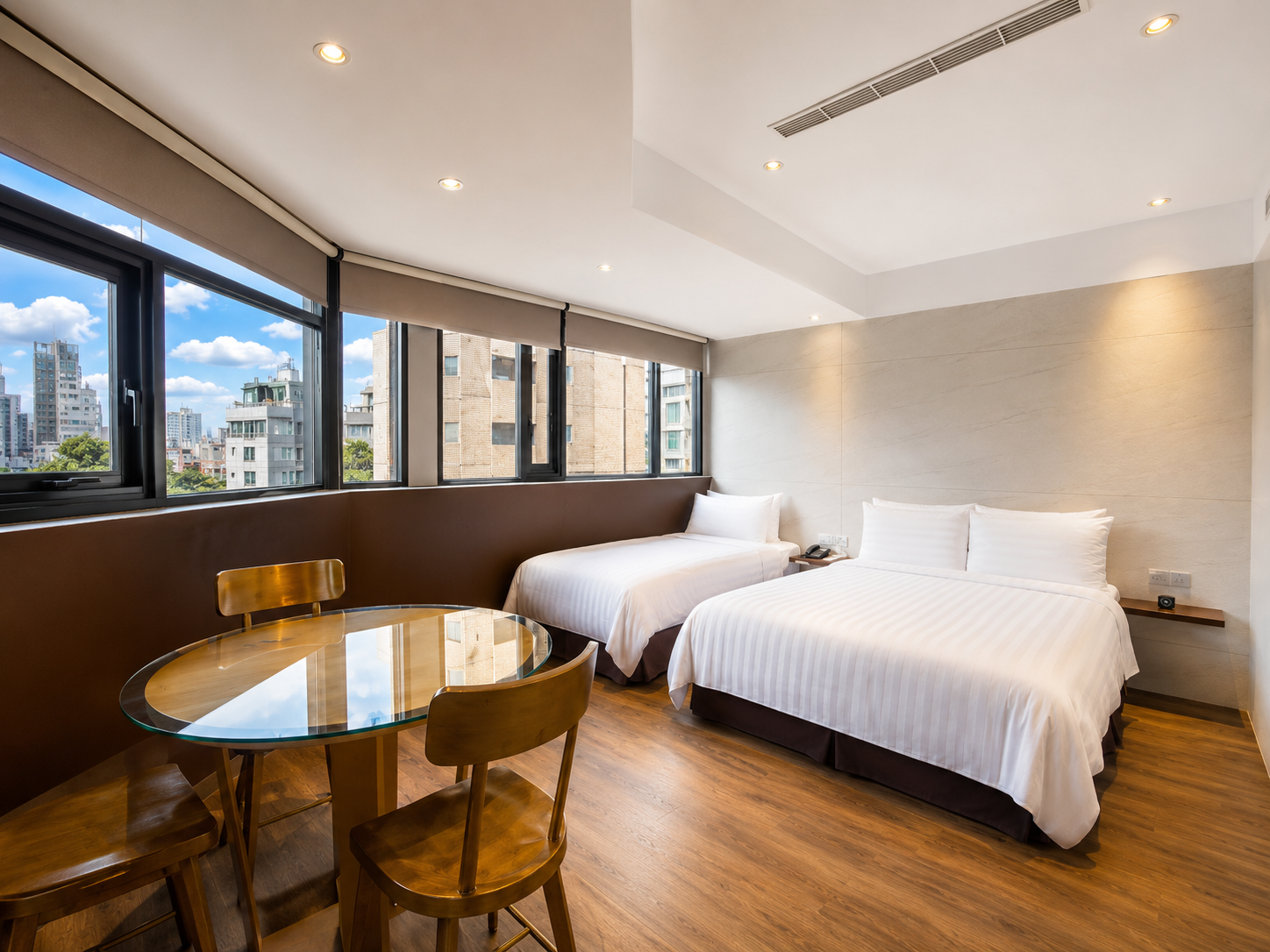 Executive, Triple, 1 Queen and 1 Single Bed