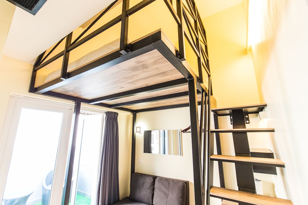 Fragrance Hotel - Balestier 37/64